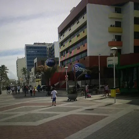 Farol Barra Flat. Vista Mar No Circuito Do Carnaval . Em Frente A Praia. Salvador Exterior photo