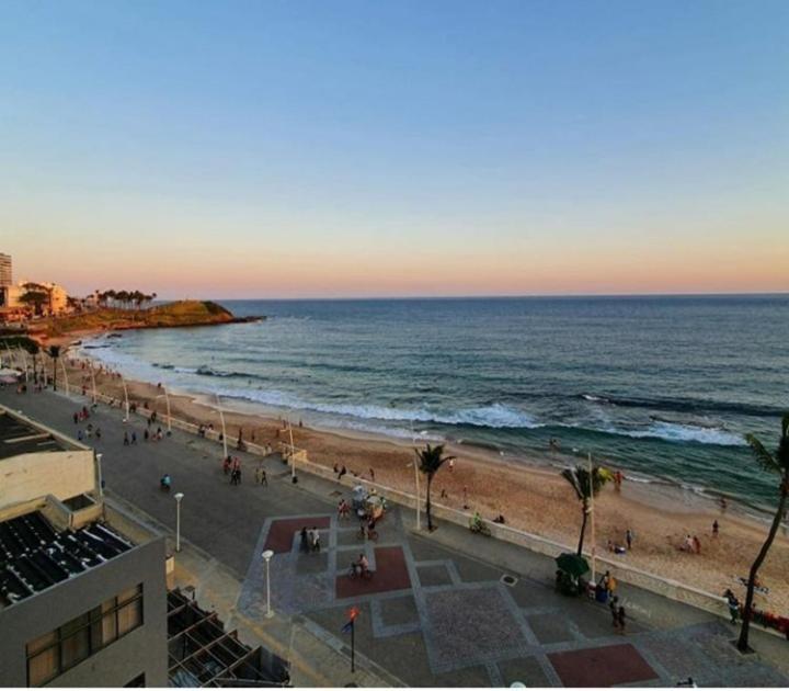 Apartment Farol Barra Flat. Vista Mar No Circuito Do Carnaval . Em Frente A Praia. *